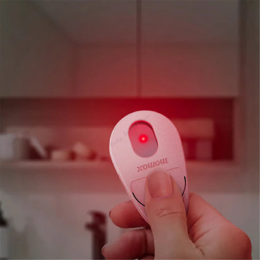 MOMAX Pinguard: Smart Tracker & Hidden Camera Detector with Apple Find My Integration